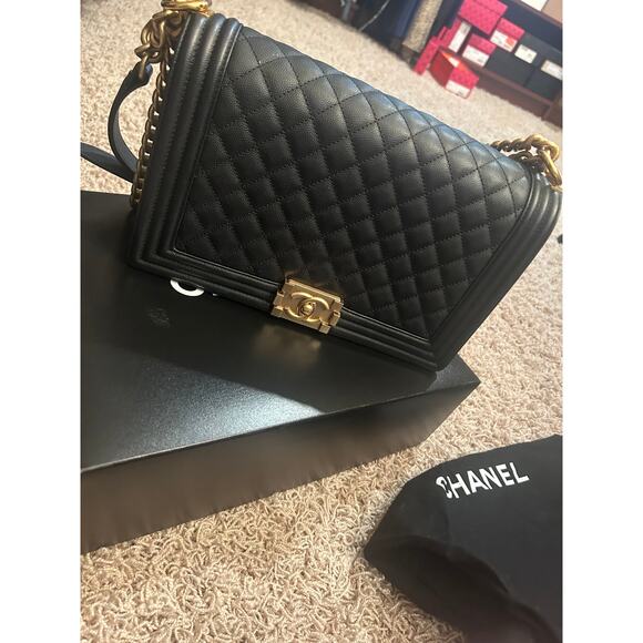Chanel Larger Flap Bag Quilted Leather Purse - Picture 1 of 8